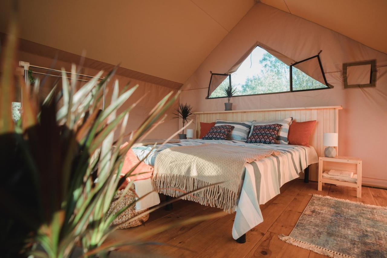 Hotel Glamping Mandra Kanev Leplyavo Exteriér fotografie