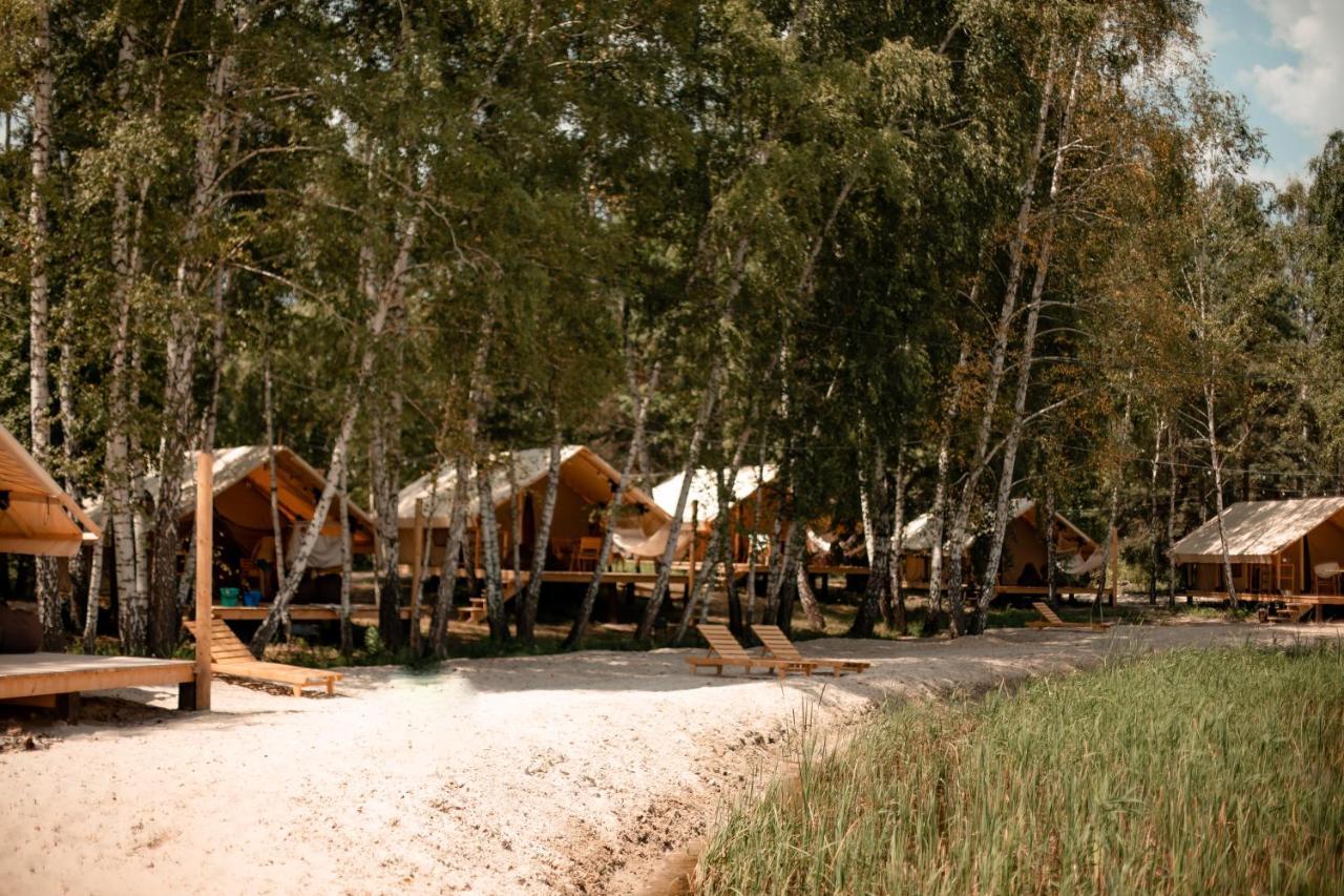 Hotel Glamping Mandra Kanev Leplyavo Exteriér fotografie