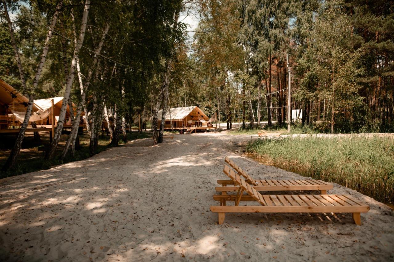Hotel Glamping Mandra Kanev Leplyavo Exteriér fotografie